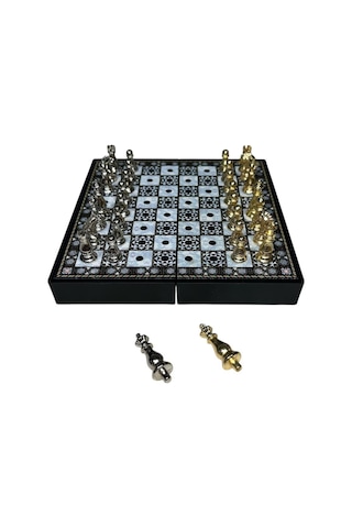 Gifthome Pocket Serisi Küçük Boy Parlak Sedef Desenli Kutulu Klasik Satranç Takımı 13,5 X 13,5 Cm.