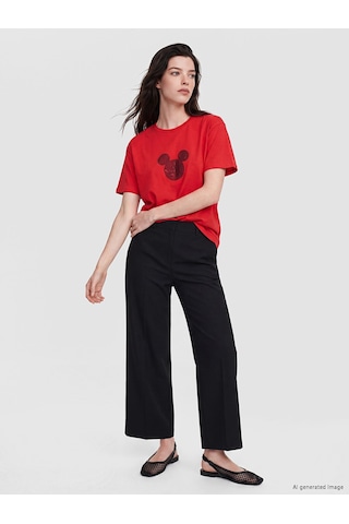 Lcw Comfort Kırmızı Mickey Mouse Baskılı %100 Pamuklu Kadın Tişört