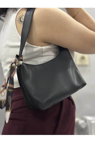 Biçomi Riwan Siyah Cilt Çanta Siyah