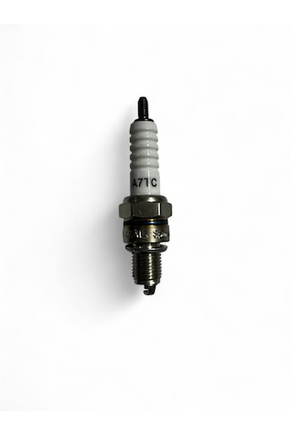 Buji A7tc C7hsa Ybr - Cub - Scooter 50 - 80 - 125 - 150 Marshal 1