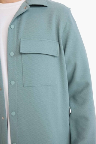 Defacto Esnek Kumaş Twill Gömlek E7689ax26spgn1175 Yeşil-gn1175