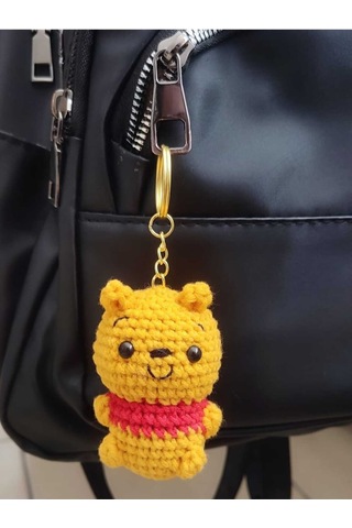 Amigurumi Oyuncak Winnie Anahtarlık 1 Adet Winnie The Pooh-6 Cm Sarıkırmızı