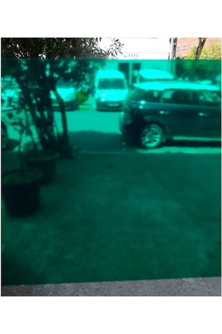 Tranparan Renkli Cam Folyosu