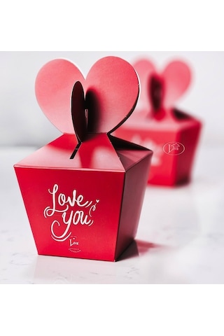 Sevgililer Günü Çikolata Dolu Kalpli Konik Kutu