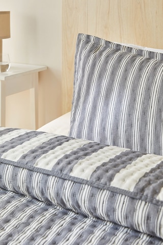 Ocean Home Textile Pamuklu Kapitoneli Antrasit Renk Çizgi Desen Tek Kişilik Yatak Örtüsü Seti 1 Adet 180 X 230 / 1 Adet 50 X 70 Cm