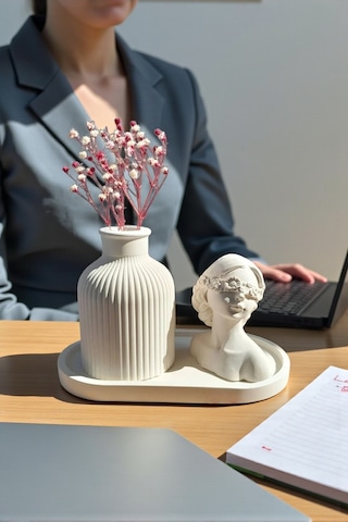 Dekoratif Minimal Kuru Bitki Vazosu Ve Minimal Soyut Kadın Biblosu Beyaz