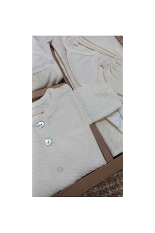 Caramell Barbosa 10'lu Hastane Çıkışı Kız Bebek Şık Model Bej