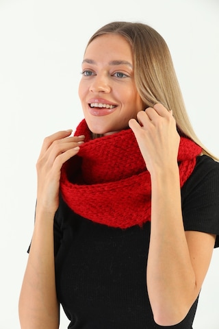 Kadın Kırmızı Örgü Boyunluk Kırmızı