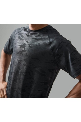 Nature The Brand Kamuflaj Baskılı Siyah Reglan Kol Regular Kesim Sporcutişört Kamuflaj