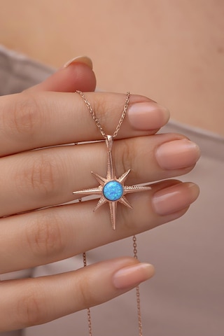 Nereze 925 Ayar Gümüş Rose Kaplama Mavi Opal Taşlı Kutup Yıldızı Kolye
