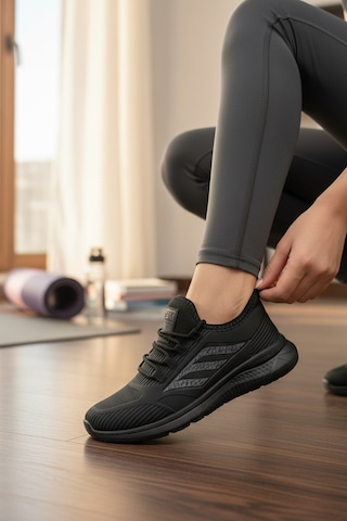 Enoch Kadın Esnek Tabanlı Günlük Spor Ayakkabı Rahat Yürüyüş Sneaker Siyah