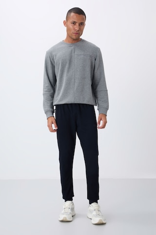 Tommy Life Lacivert Fermuar Cepli Standart Kalıp Jogger Erkek Eşofman Alt - 84651 Lacivert