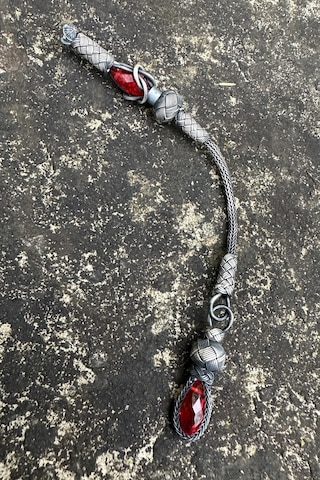 Zamansız Şıklık - Kristal Taşlı Oksitli Gümüş Kazaziye Tekli Tesbih Püskülü