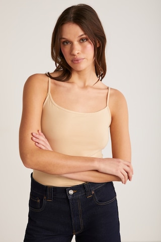 ETHIQUET KH OE Kadın Slim Fit Dar Kesim Pamuklu Ince Askılı Kare Yaka Sıfır Kol Basic Bej Atlet