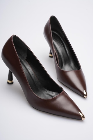 Esatsani Kahverengi Deri Sivri Burun 8 Cm Topuklu Gold Burunluk Detaylı More Stiletto Kadın Ayakkabı Kahverengi Deri
