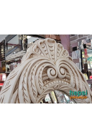 Zarif Model Eskitme Beyaz Renk Varaklı Ayaklı Boy Aynası Beyaz