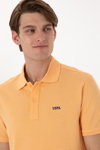 U.S. Polo Assn. Erkek Regular Fit Polo Yaka Turuncu Basic Tişört 50306007-VR202