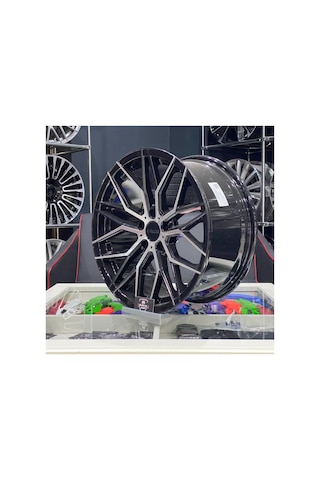 19 Inç 5x112 Valencia Black Dia. Ön/arka Jant Modeli 4adet