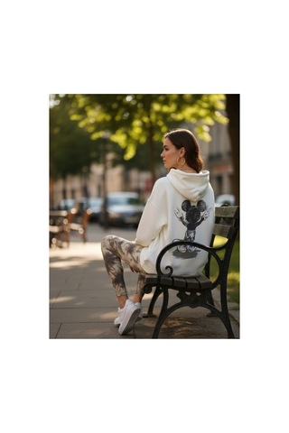 The Kadın Bol Kesim Sırttan Baskılı Oversize Hoody Sweatshirt - Modal Kışlık Kapüşonlu Krem