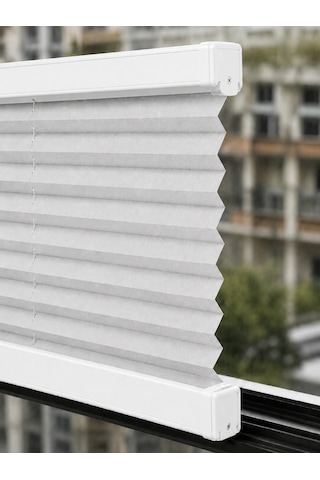 Plise Perde Açık Gri Kumaş + Beyaz Profil Kasa Cam Balkon Perdesi