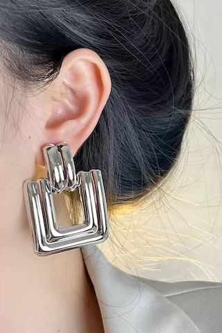 Caş Dekorasyon Gümüş Renkli Çelik Küpe- Çift Gümüş