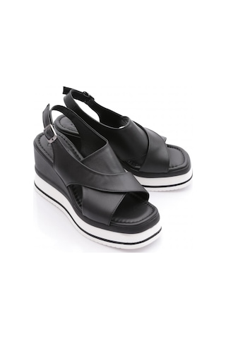 Dgn 722-24170 Kadin Mega Kalin Taban Sandalet Siyah