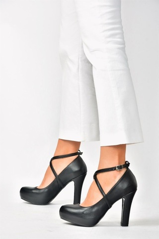 Fox Shoes Siyah/Platin Platform Topuklu Kadın Ayakkabı M348007609