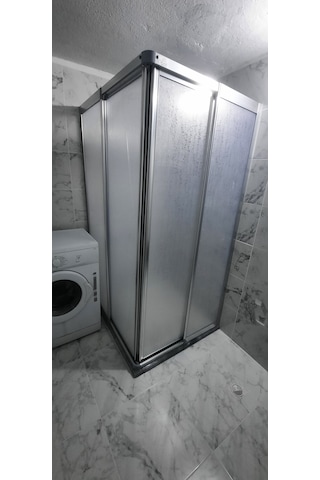Girayduşakabin 90x100 Parlak Profil Mika Köşe Girişli Kabin Gümüş