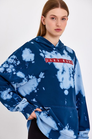 JAHR MARC Batik Yıkamalı Mavi Oversize Sweatshirt - XS