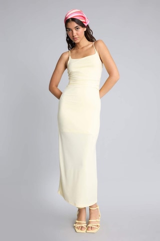 Defacto Bodycon Vücudu Saran Kare Yaka Askılı Maxı Elbise H6454ax26smyl450 Sarı-yl450