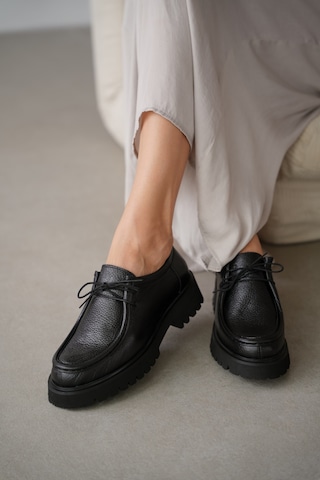 Orsel Hakiki Deri Bağcıklı Kadın Loafer- Siyah