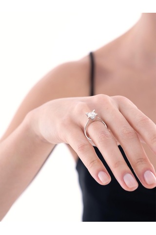 1,00 Karat F Renk Hrd Sertifikalı Tektaş Pırlanta Yüzük-798