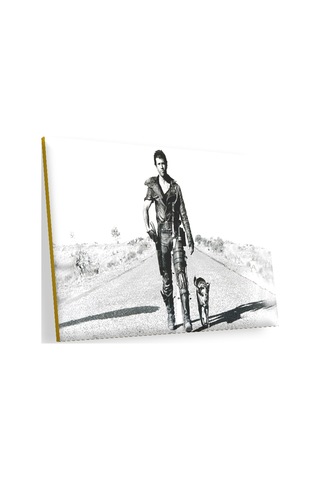 Cakasepetim Mad Max Ve Köpeği Siyah Beyaz Ahşap Mdf Tablo