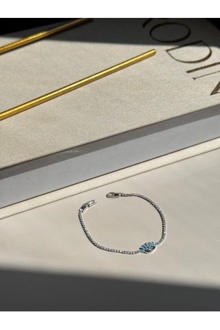 Göz Figürlü Mavi Taşlı Gümüş Renk Çelik Bileklik Nazar Detaylı Kadın Takı Gümüş