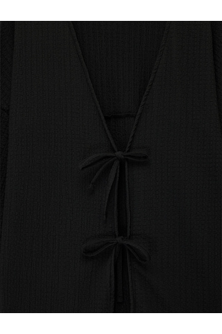 Koton Bürümcük Kumaş Geniş Uzun Kollu Bağlama Detaylı Dokulu Kimono Siyah 6sak30069ek