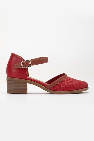 Analin Shoes Kadın Hakiki Deri Burnu Kapalı Örgülü Sandalet Kırmızı