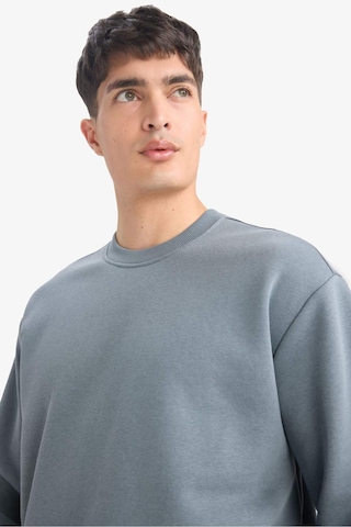 Defacto Relax Fit Bisiklet Yaka Kalın İçi Yumuşak Tüylü Basic Düz Sweatshirt T5139az25augn846 Yeşil
