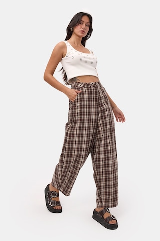 it's basic Kadın Kahve Ekose S6-14 Skater Fit Bol Kesim Pantolon