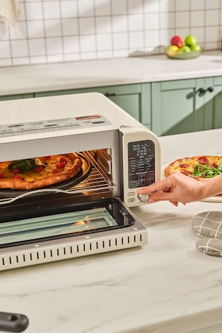 Karaca Multicrust Artisan Retro Pizza Makinesi & Airfryer