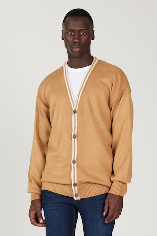 AC&Co / Altınyıldız Classics Erkek Karamel-ekru Standart Fit Normal Kesim V Yaka Triko Hırka Karamel - Ekru