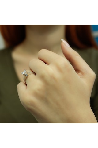 Lova D Renk 0,50 Karat Pırlanta Tektaş Yüzük - Hrd - 1050123