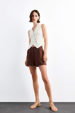 Defacto Slim Fit Dar Kesim V Yaka Keten Yelek G0663ax25smwt34 Beyaz