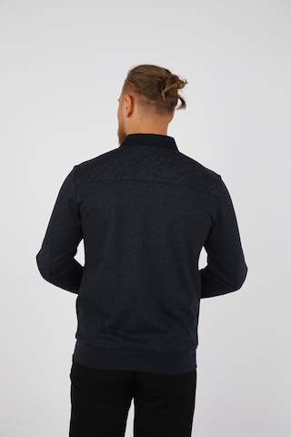 Erkek Brango Yakalı Triko Kazak 001