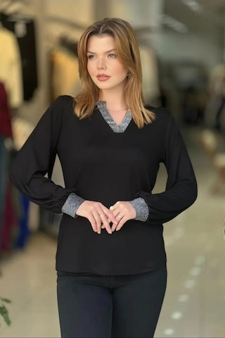 Yakası Ve Kol Uçları Simli Bluz Siyah
