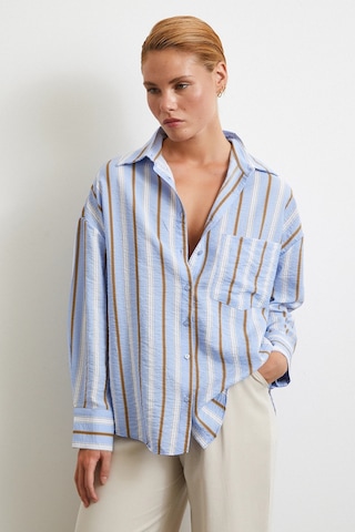 Kahve Çizgili Gömlek Mavi Mavi