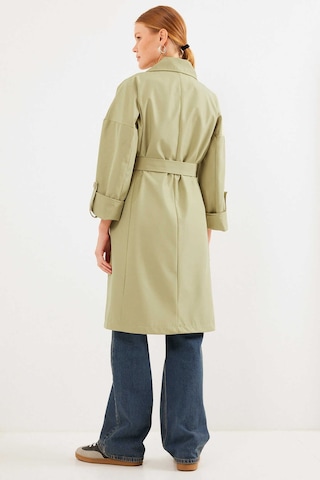 Gabria Kol Katlamalı Bel Bağlamalı Trenchcoat Yeşil