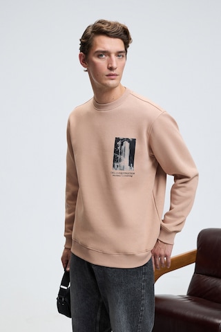 Grimelange LUCIAN Erkek Göğsü Ve Sırtı Baskılı Yuvarlak Yaka Regular Fit Vizon Sweatshirt