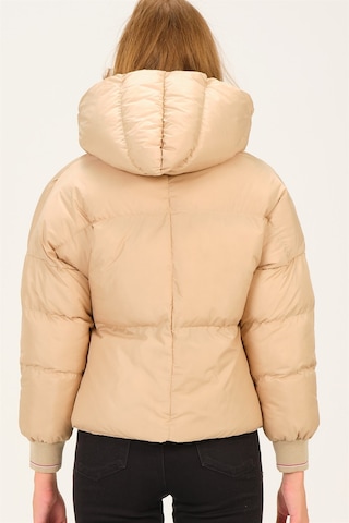 Dewberry Z6650 Kadın Şişme Mont