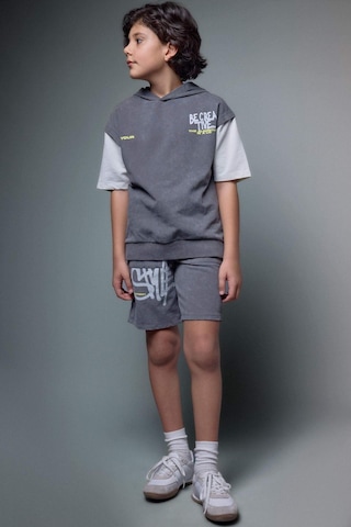 Defacto Oversıze Slogan Baskılı Sweatshirt Kumaşı Şort Erkek Çocuk G9729a826smgr452 Gri-gr452