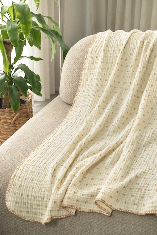 Krem Bej Müslin Tv Battaniyesi / Koltuk Şalı 130x170 Cm, 3 Katlı Noktalı, Çoban Dikişli Bej - Krem